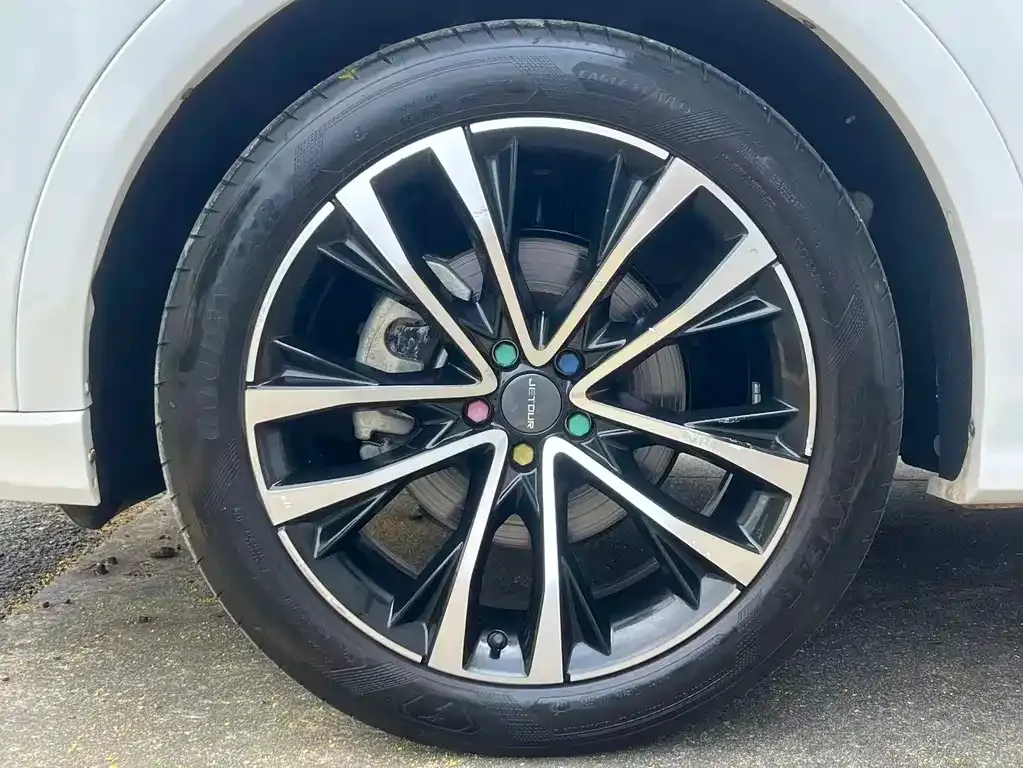 Jetour X70 PLUS — фото 10
