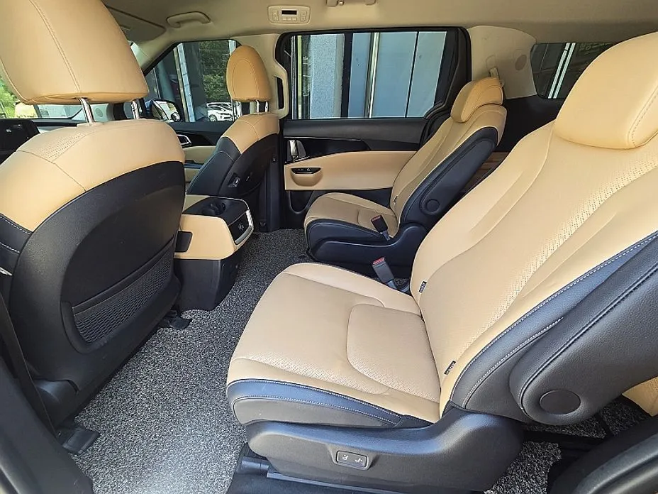 Kia Carnival — фото 2