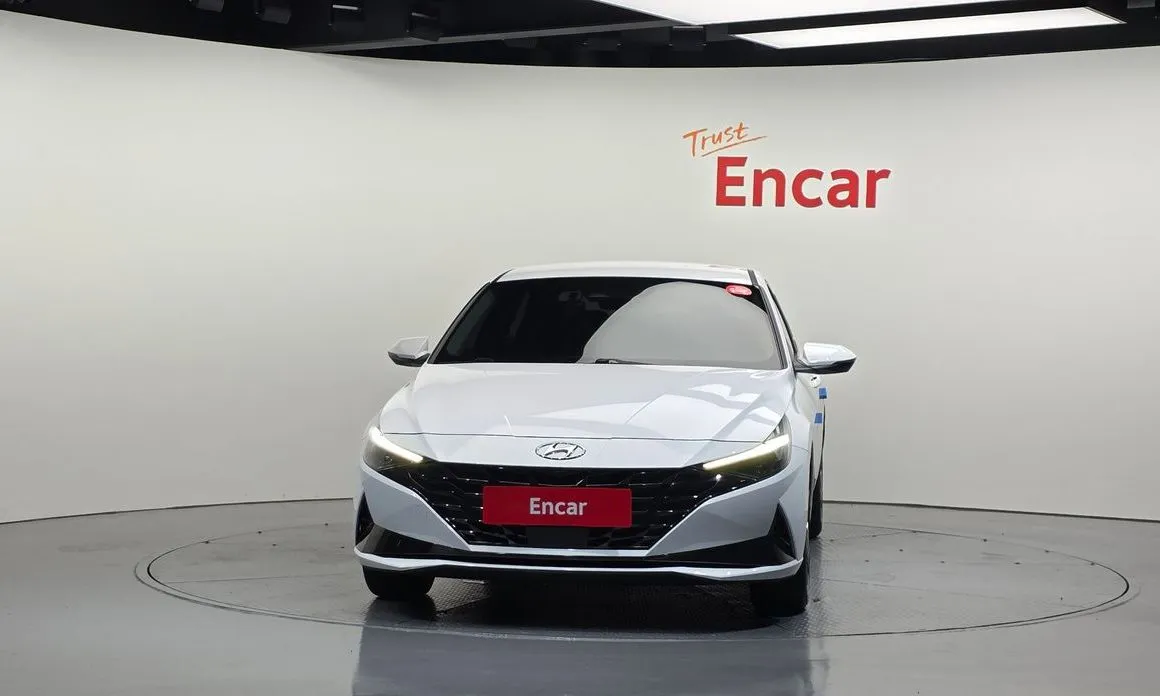 Hyundai AVANTE — фото 3
