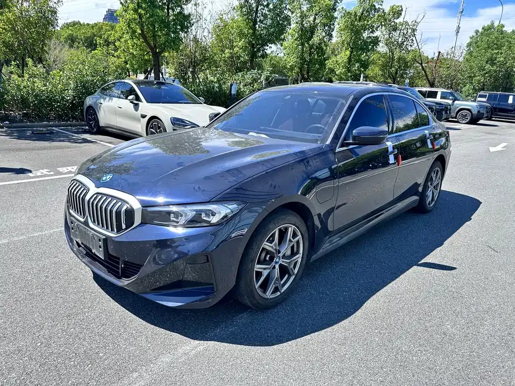 BMW i3 — фото 1