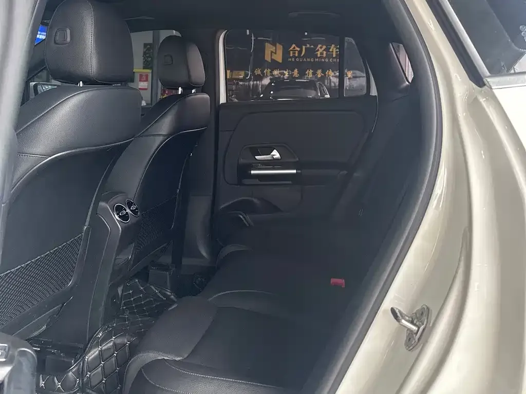 Mercedes-Benz GLA — фото 2