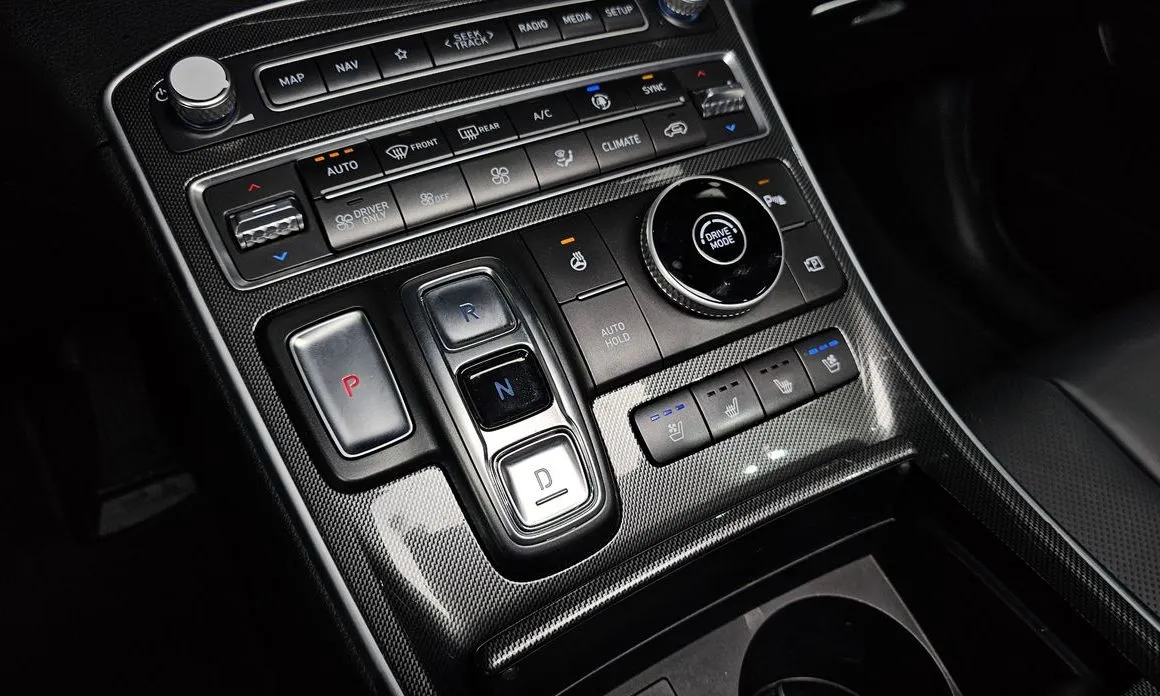 Hyundai Santafe — фото 9