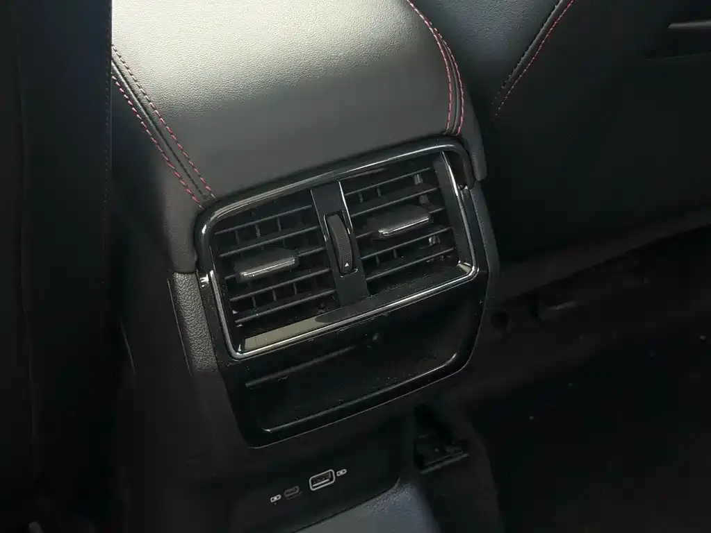 Skoda Karoq — фото 2