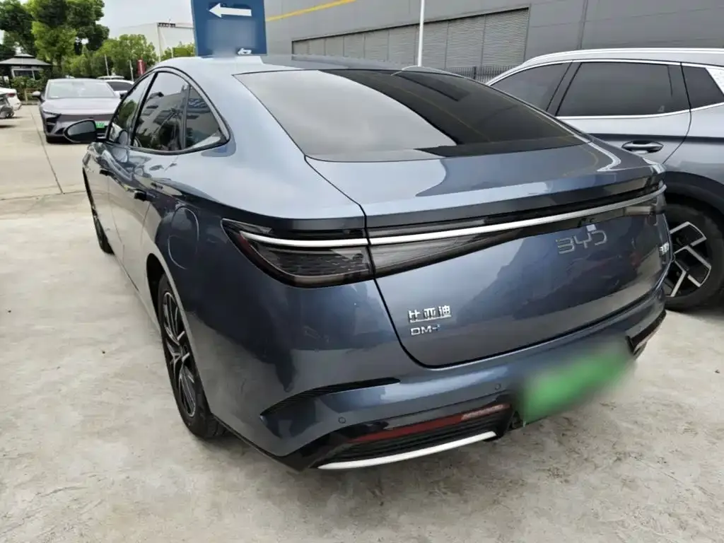BYD Seal 07 DM-i — фото 9