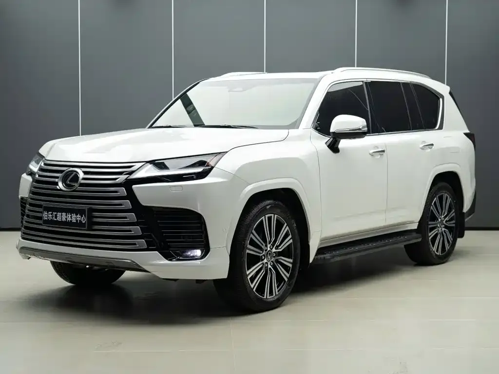 Lexus LX — фото 2