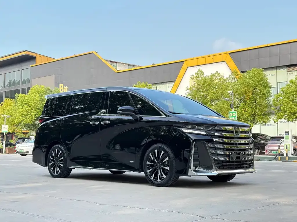 Toyota Vellfire — фото 5