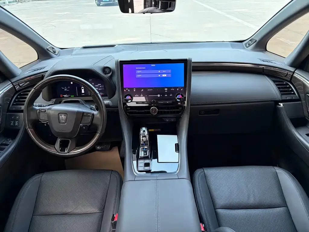 Toyota Vellfire — фото 4