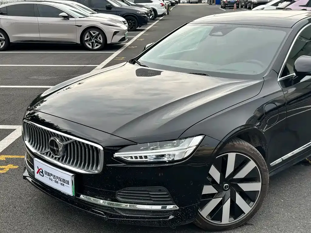 Volvo S90 PHEV — фото 4