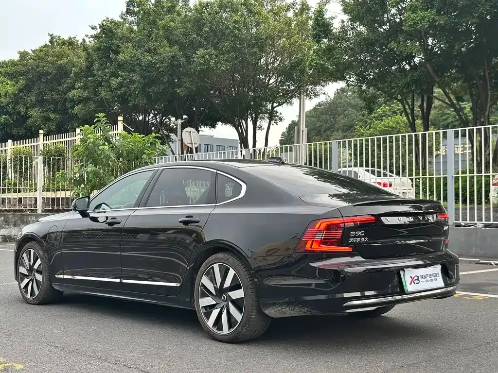 Volvo S90 PHEV — фото 8