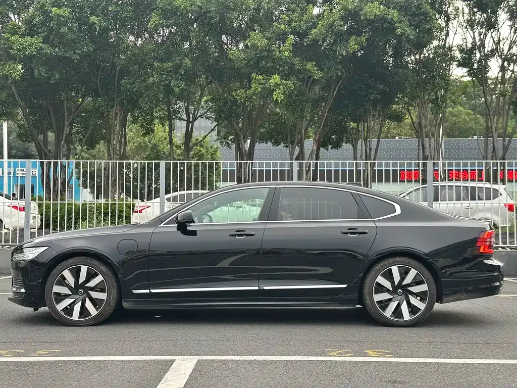 Volvo S90 PHEV — фото 10