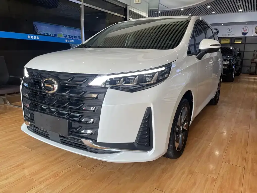 GAC Motor Trumpchi M6 — фото 1