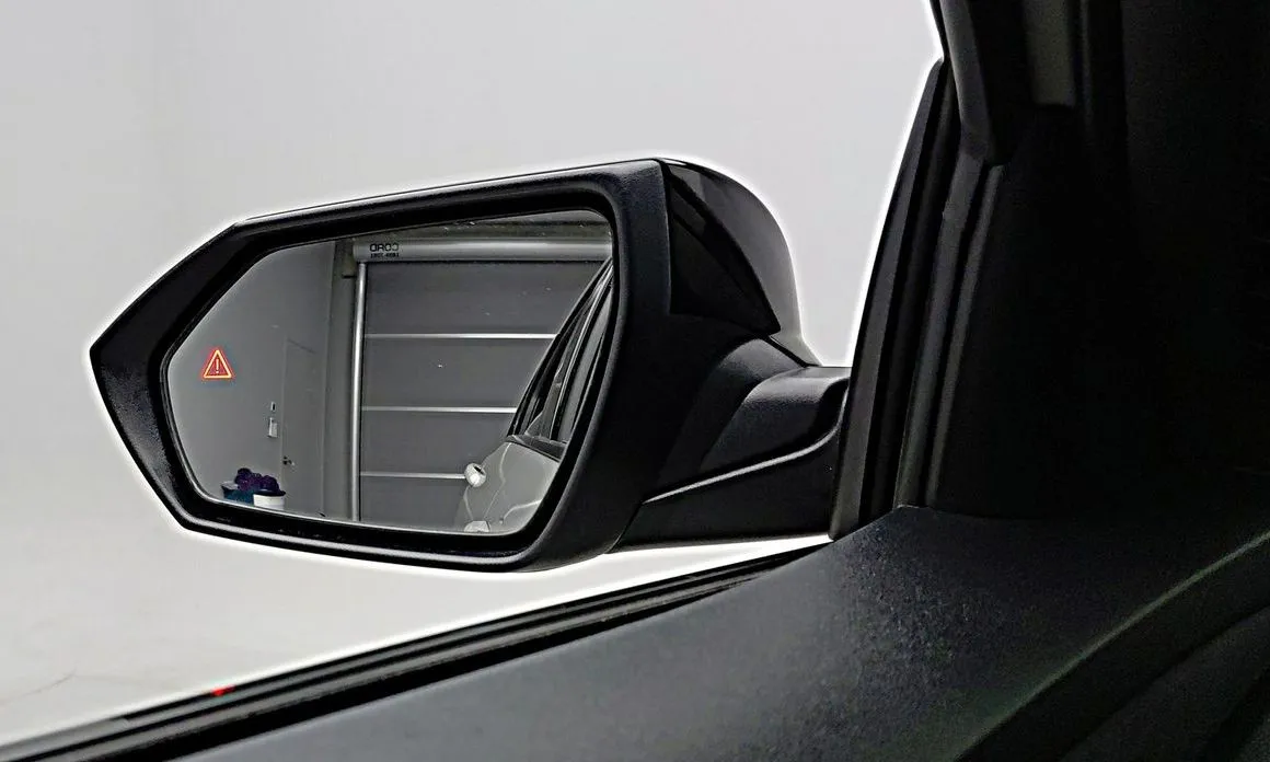 Hyundai AVANTE — фото 2