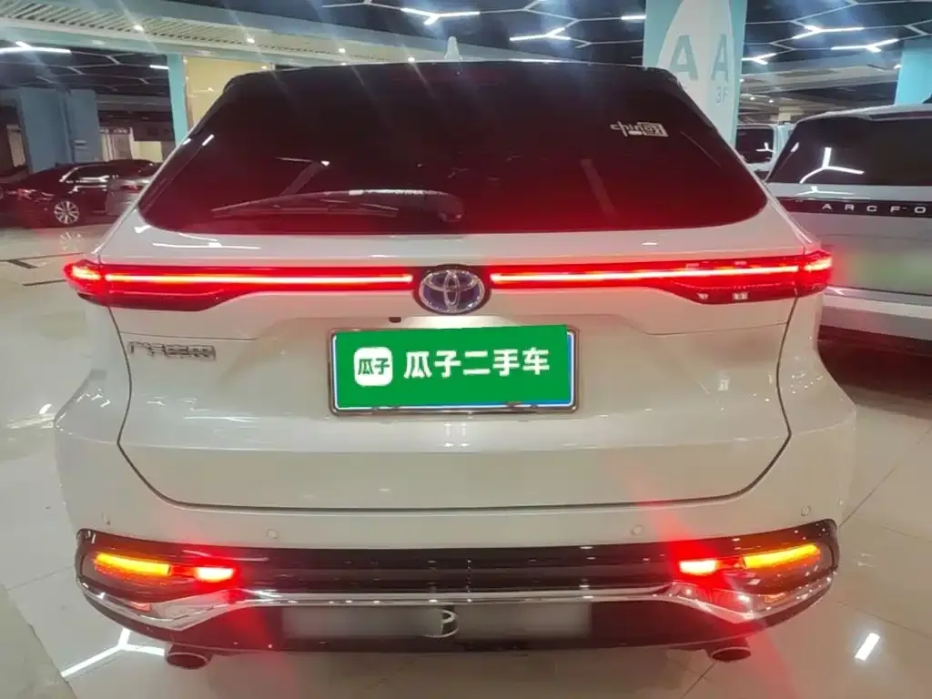 Toyota Venza — фото 3