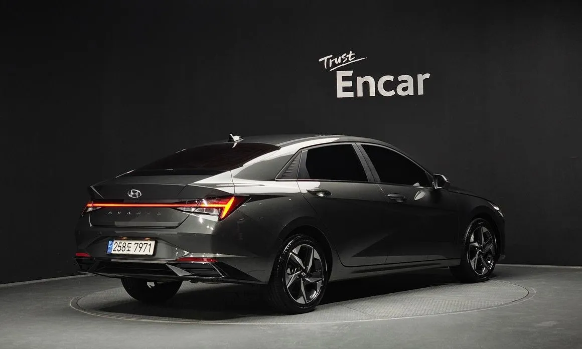 Hyundai AVANTE — фото 5