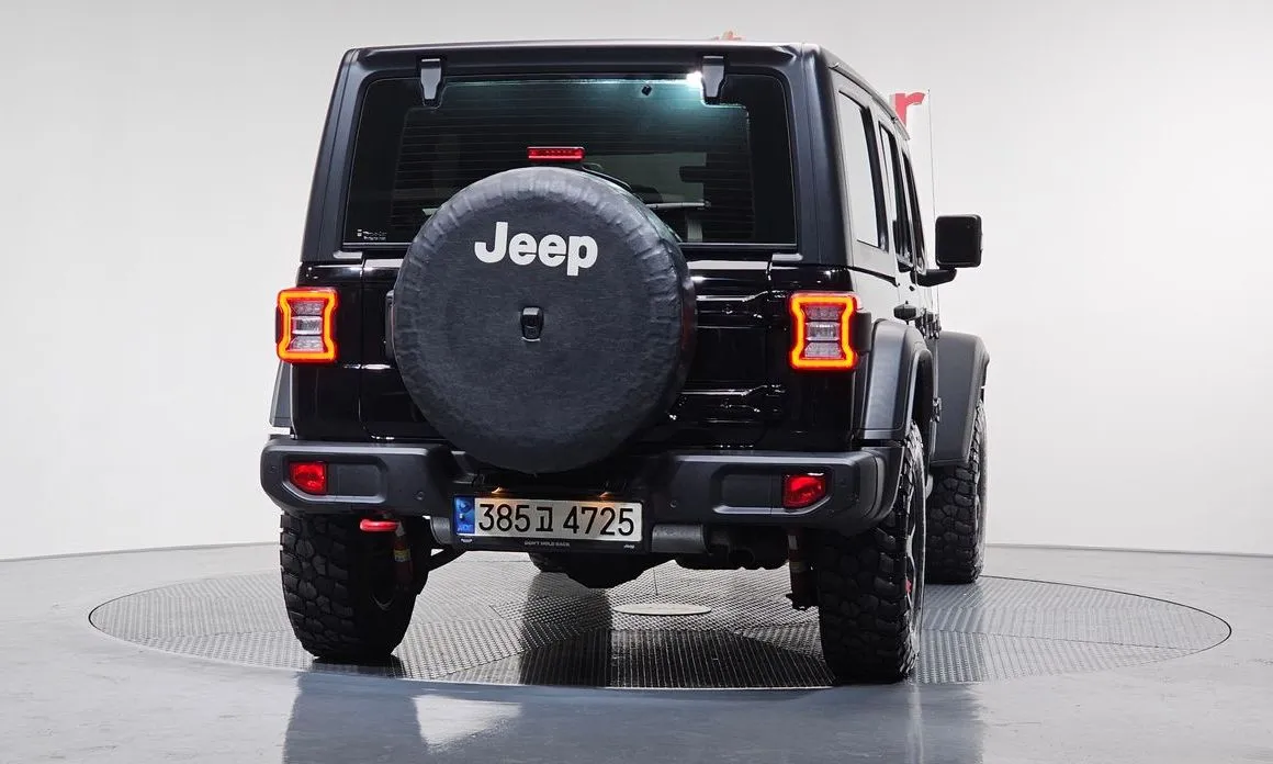 Jeep Wrangler — фото 2