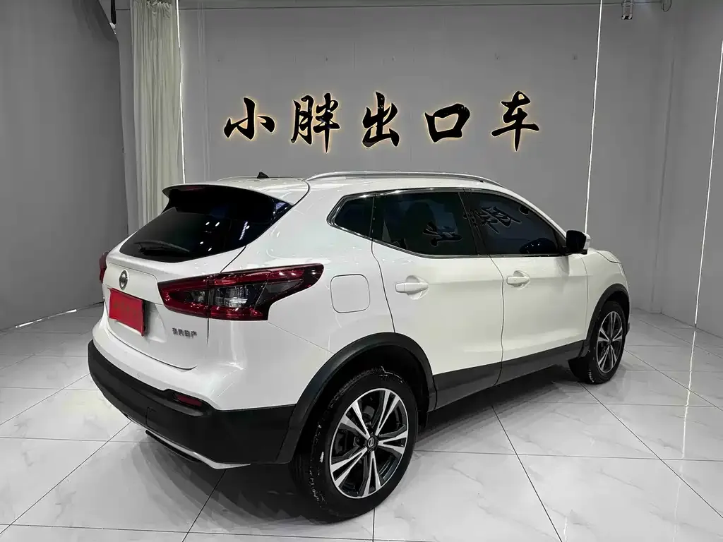 Nissan Qashqai — фото 4