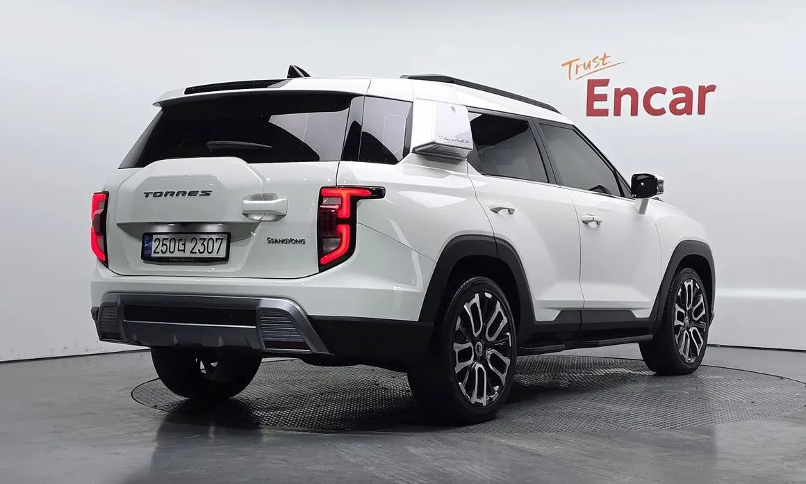 KG Mobility (Ssangyong) Torres — фото 10