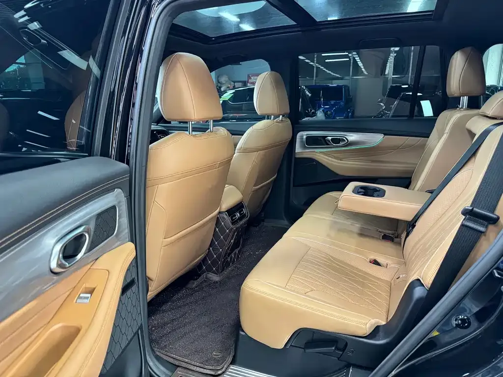 GAC Motor Trumpchi GS8 — фото 10