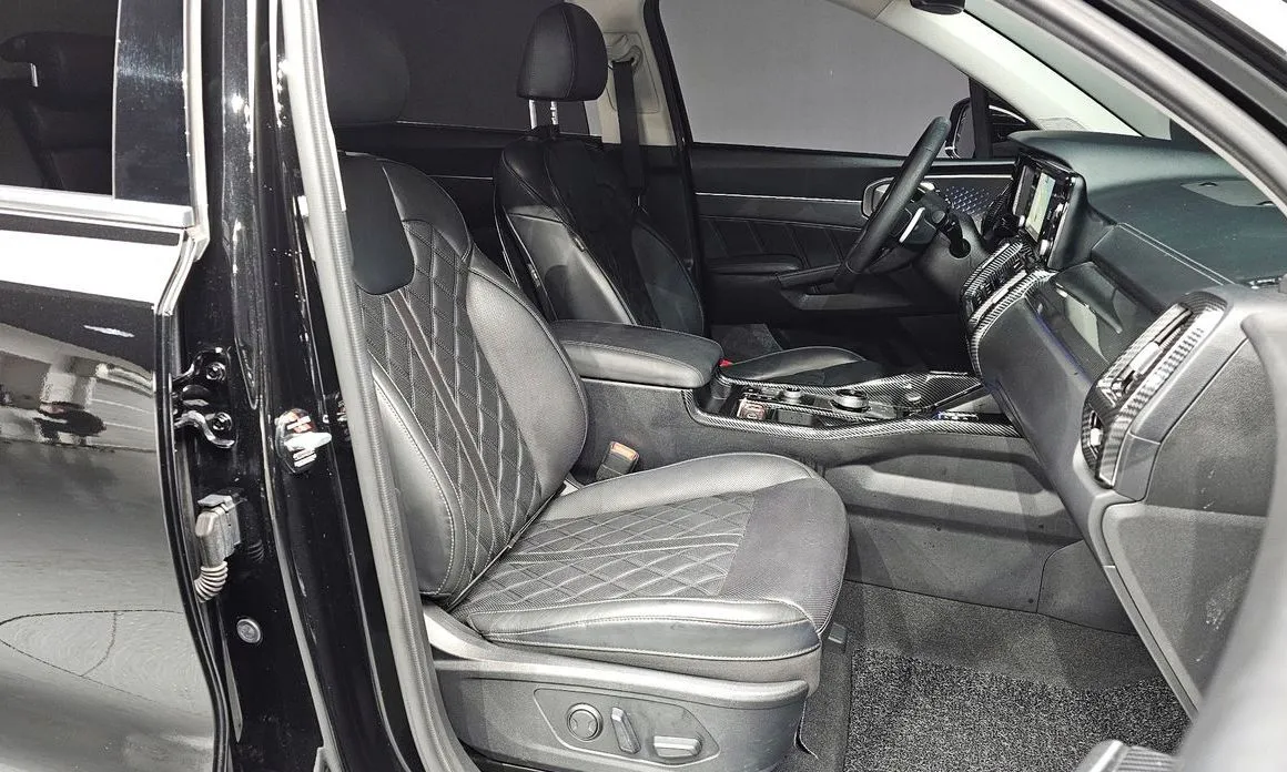 Kia Sorento — фото 5