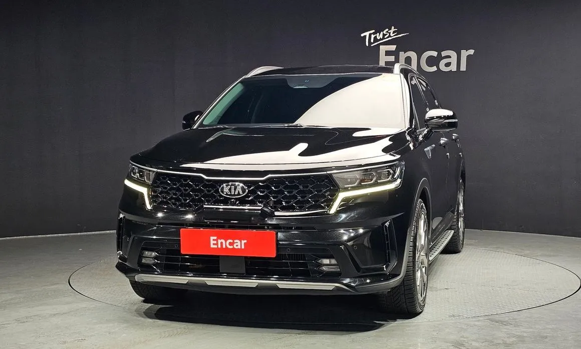Kia Sorento — фото 6