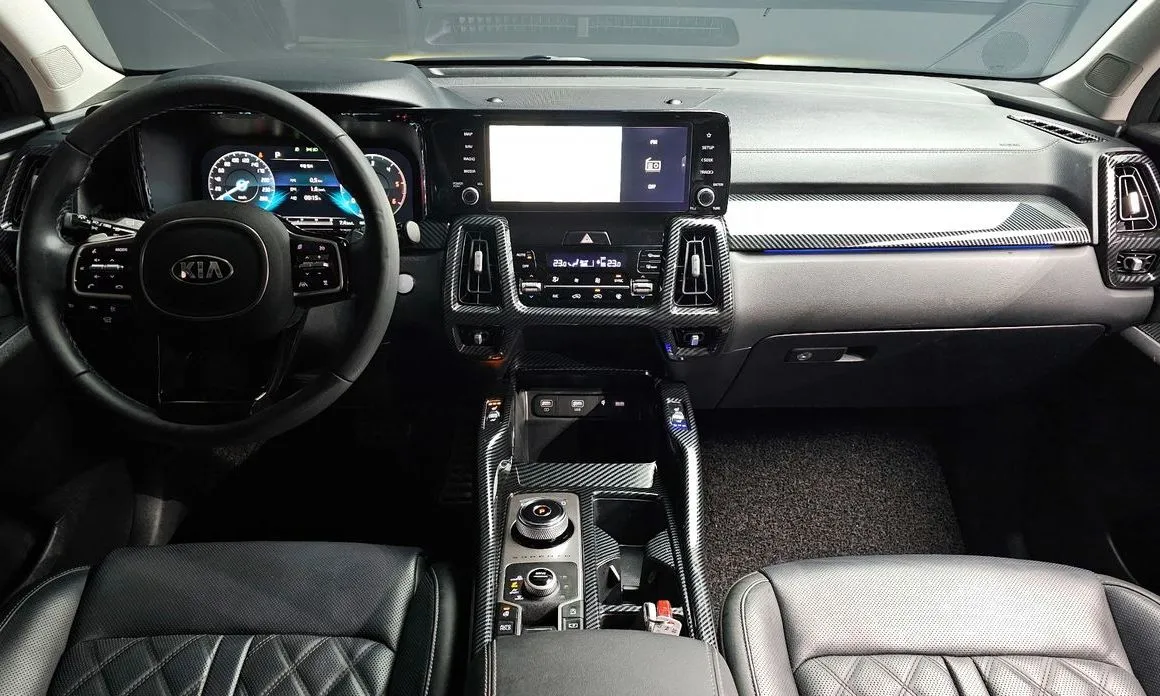 Kia Sorento — фото 9