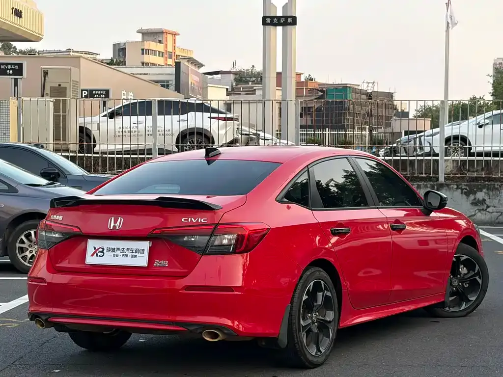 Honda Civic — фото 5