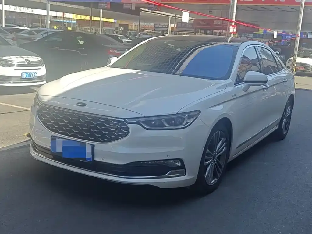 Ford Taurus — фото 1