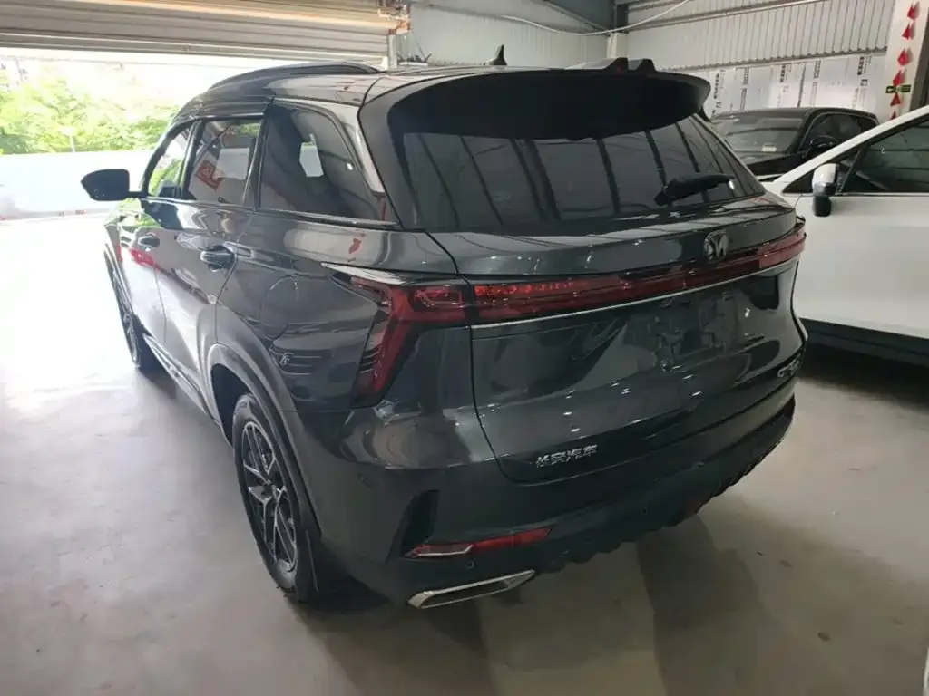 Changan CS75PLUS — фото 10