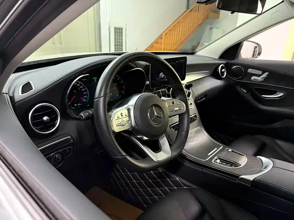 Mercedes-Benz C-Class — фото 3
