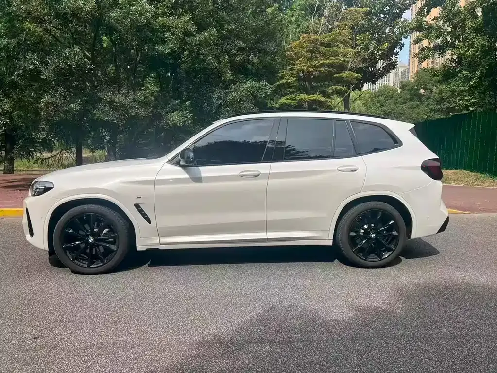 BMW X3 — фото 9