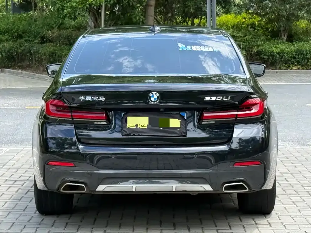 BMW 5 Series — фото 4