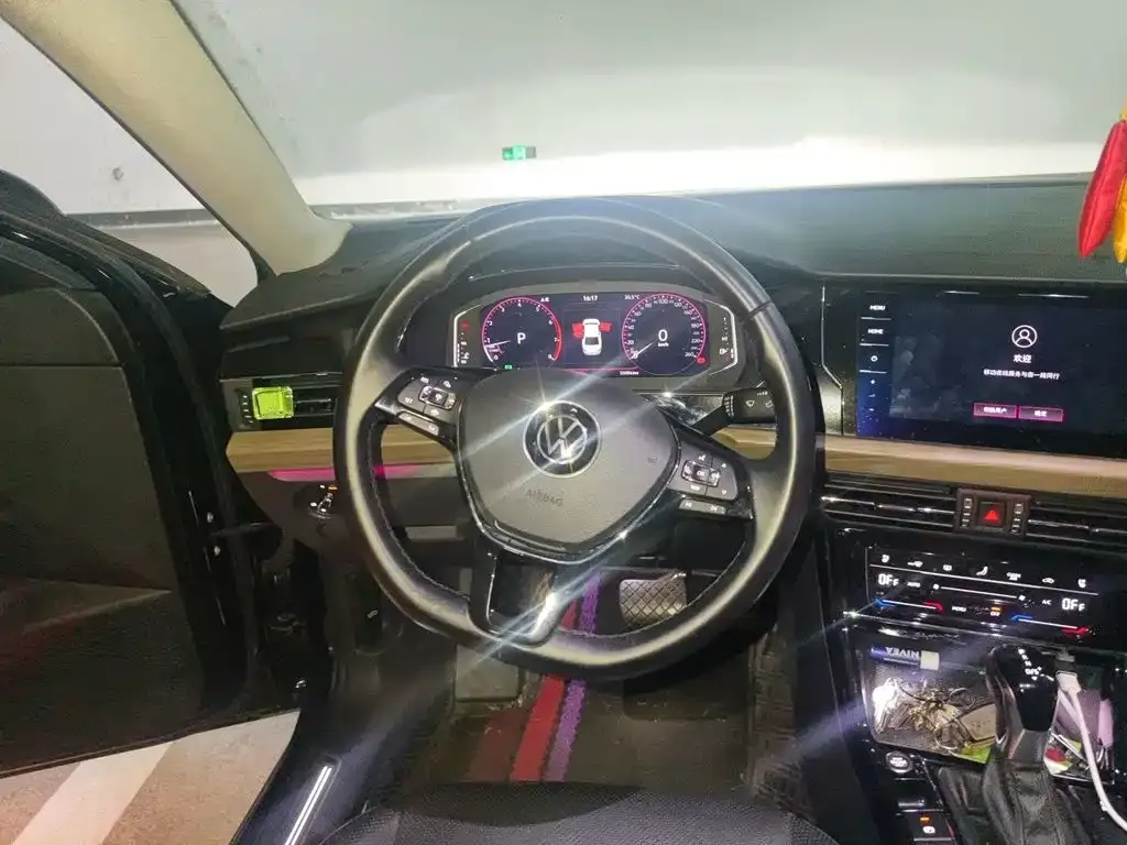 Volkswagen Passat — фото 7