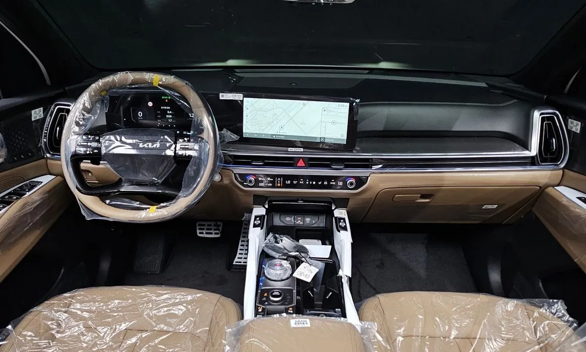 Kia Sorento — фото 10
