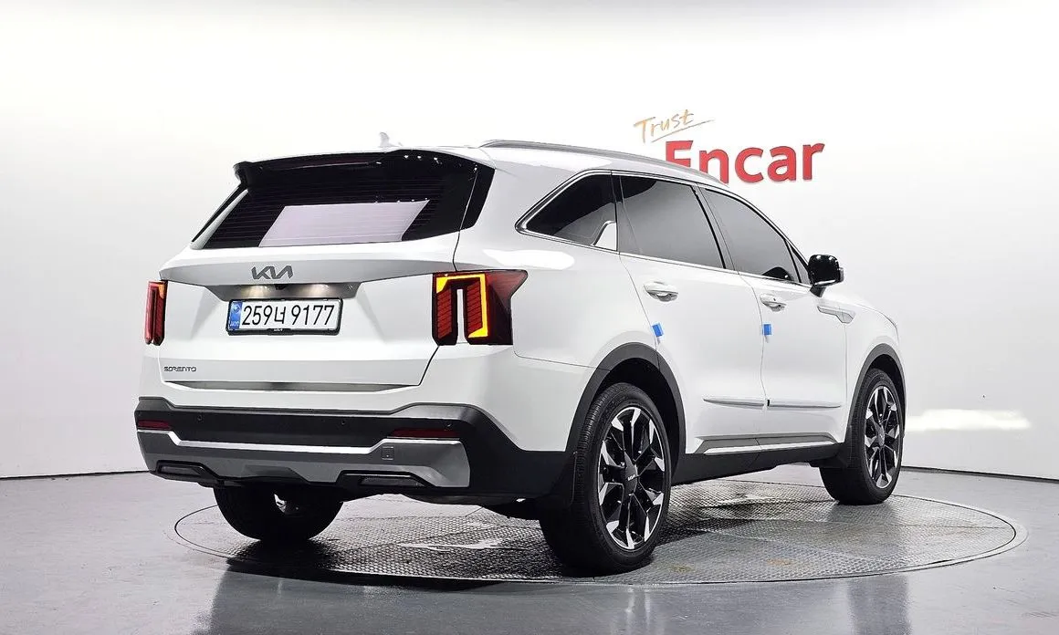 Kia Sorento — фото 3