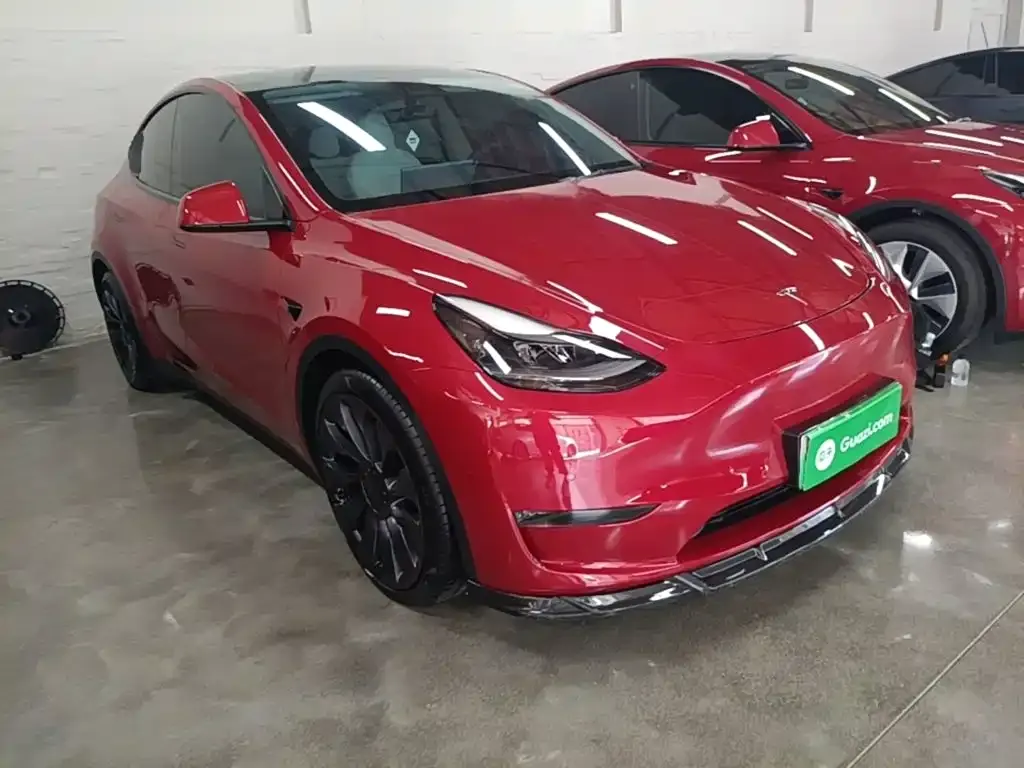 Tesla Model Y — фото 6