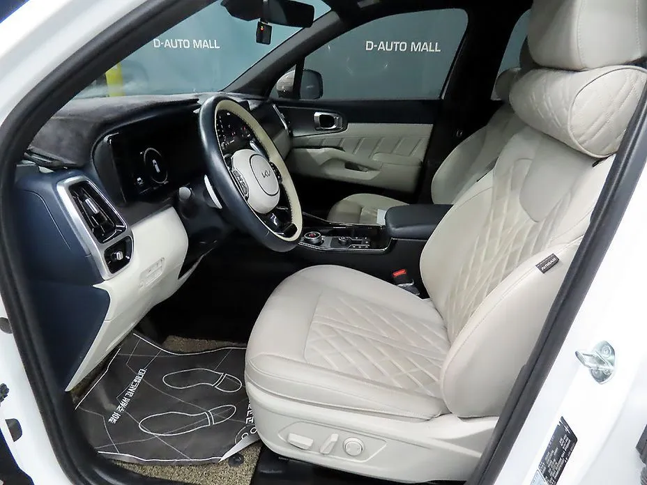 Kia Sorento — фото 8