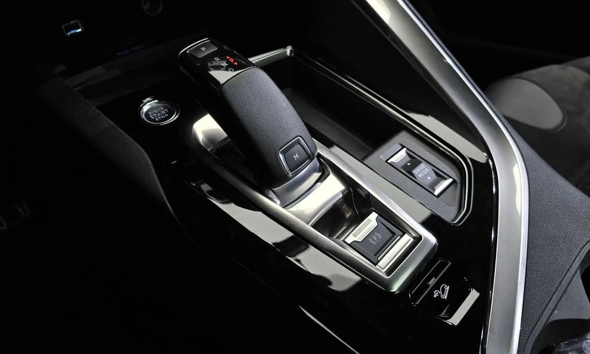 Peugeot 5008 — фото 6