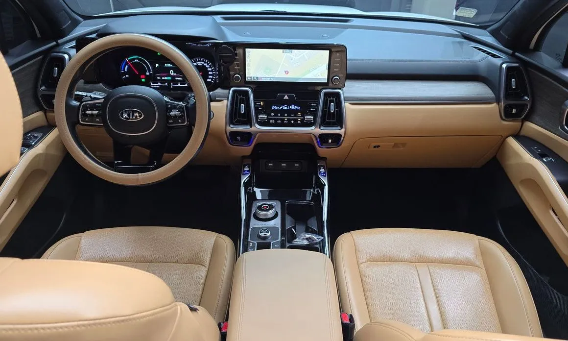 Kia Sorento — фото 7