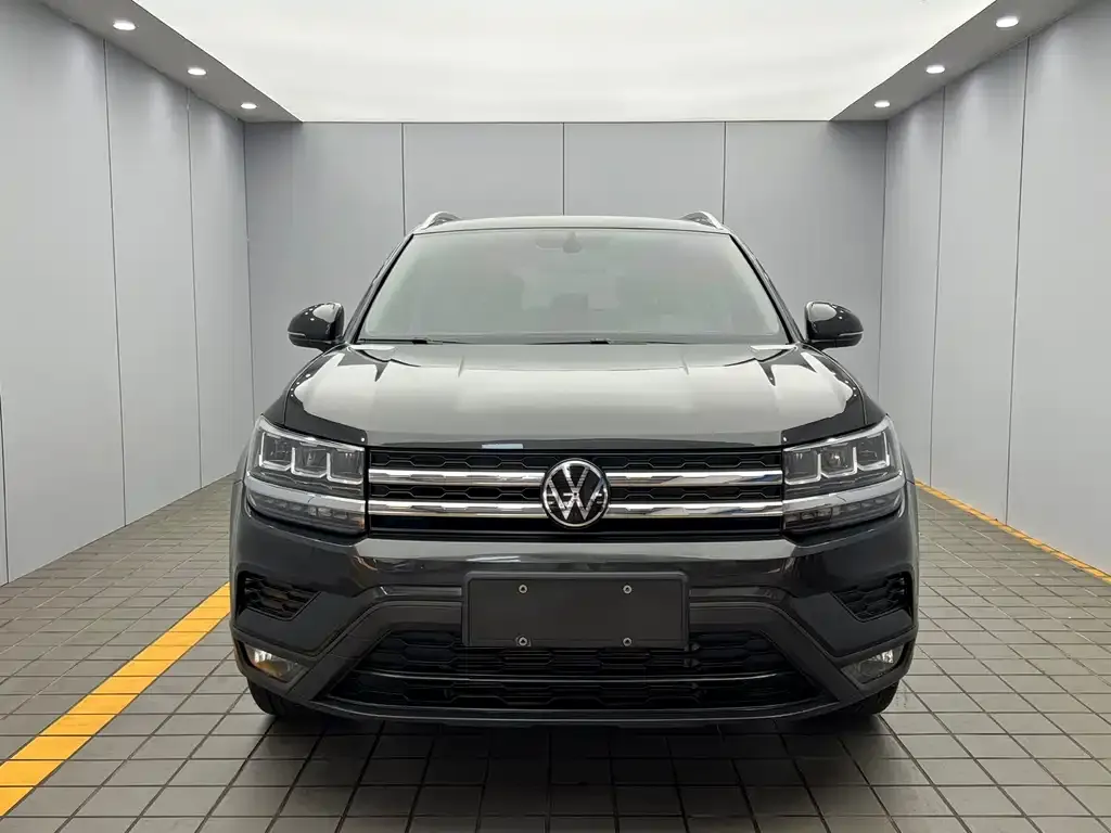 Volkswagen Tharu — фото 2