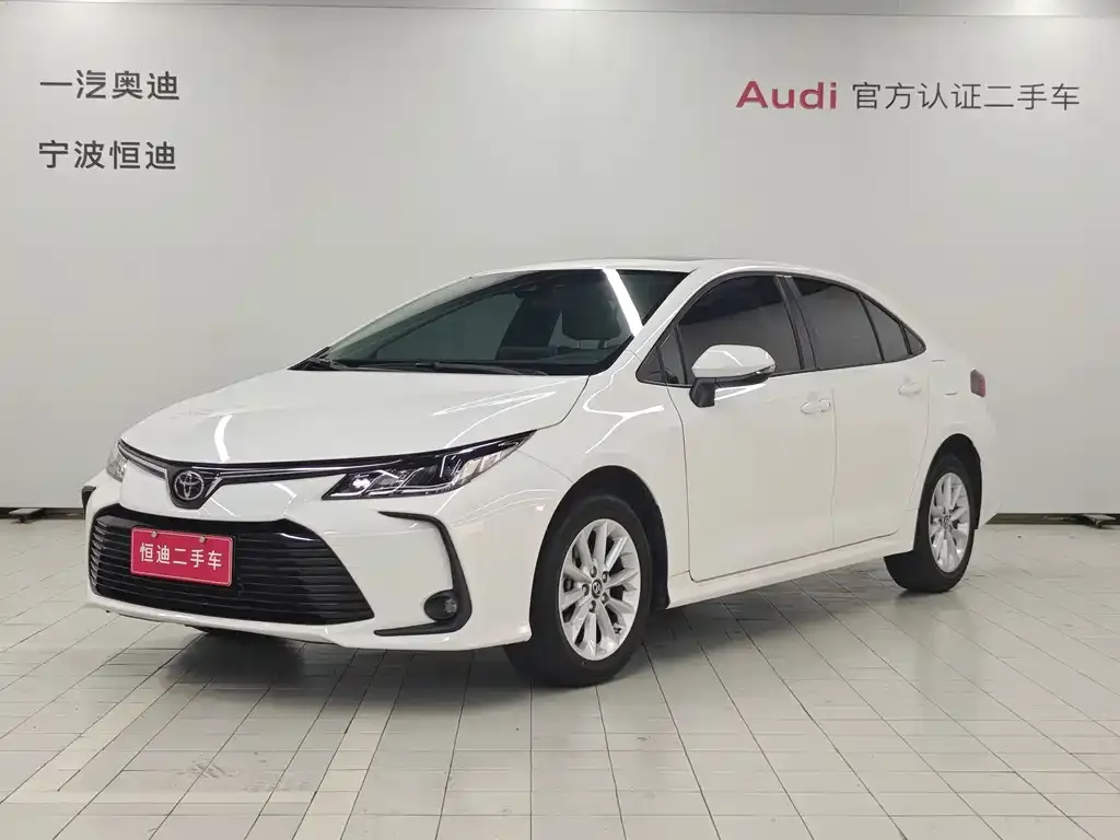 Toyota Corolla — фото 1