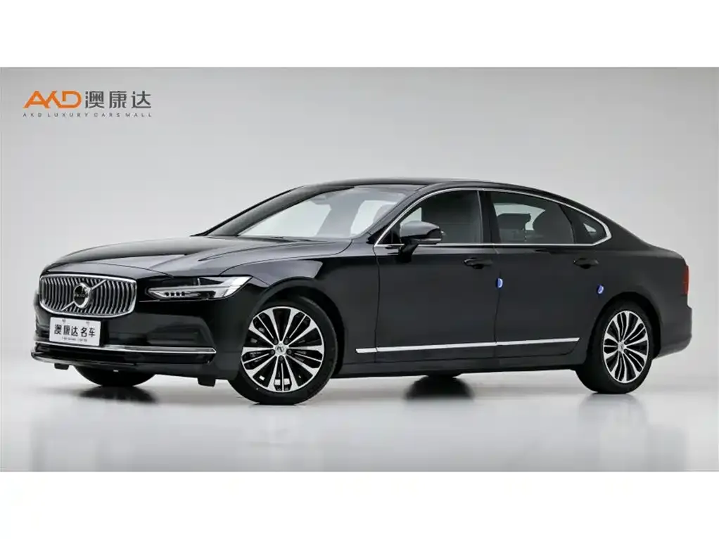 Volvo S90 — фото 1