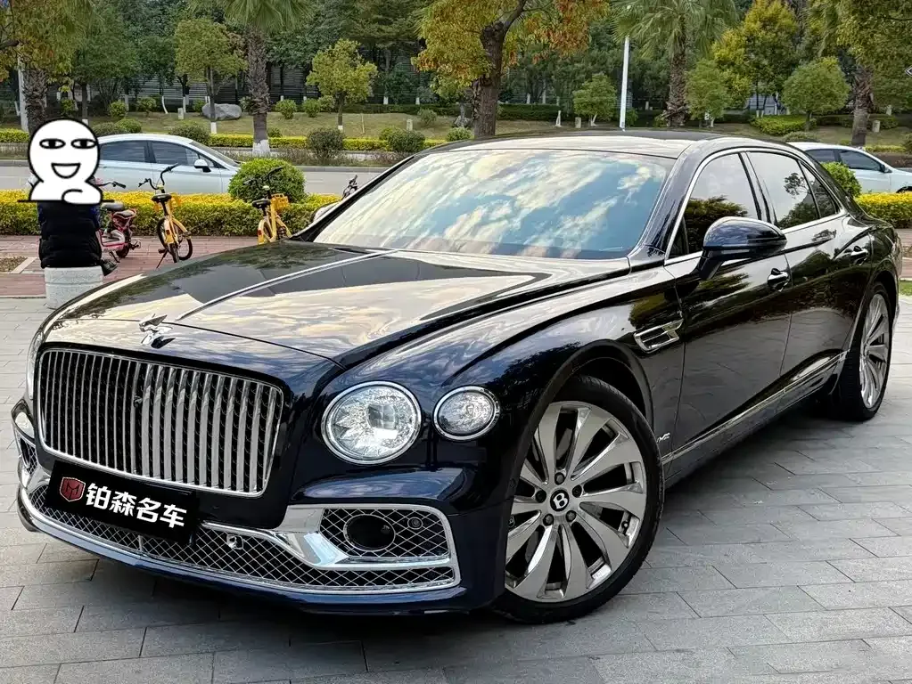 Bentley Flying Spur — фото 6