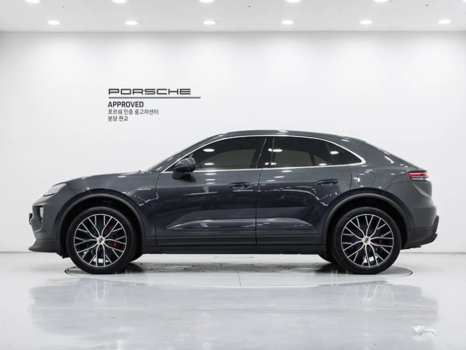 Porsche Macan — фото 7