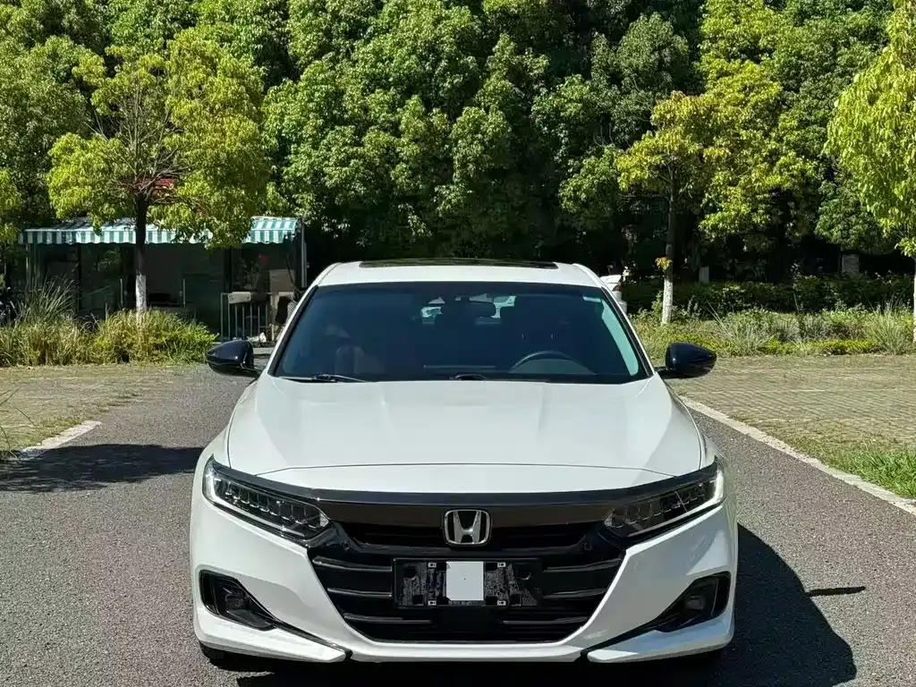 Honda Accord — фото 5