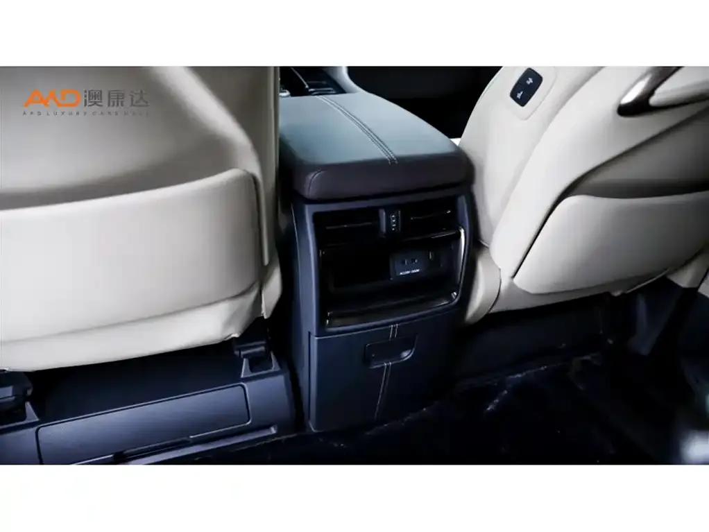 Toyota Vellfire — фото 3
