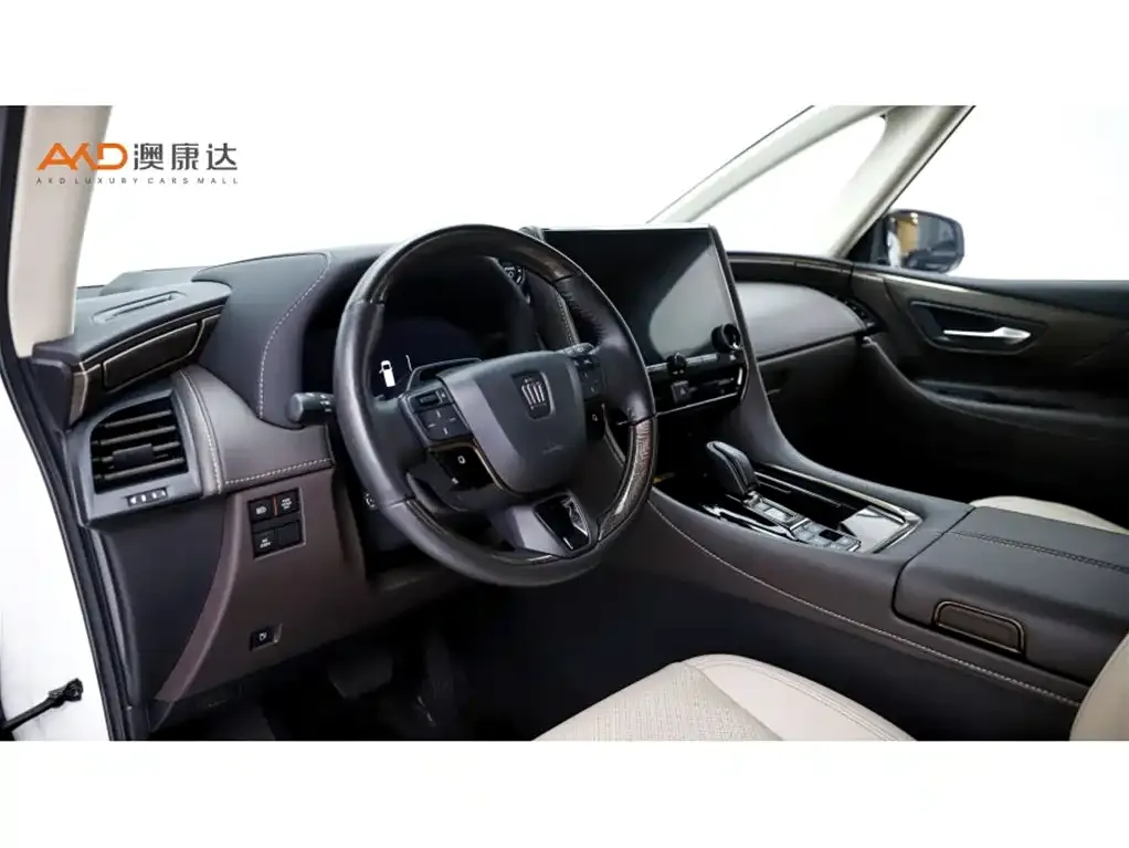 Toyota Vellfire — фото 10