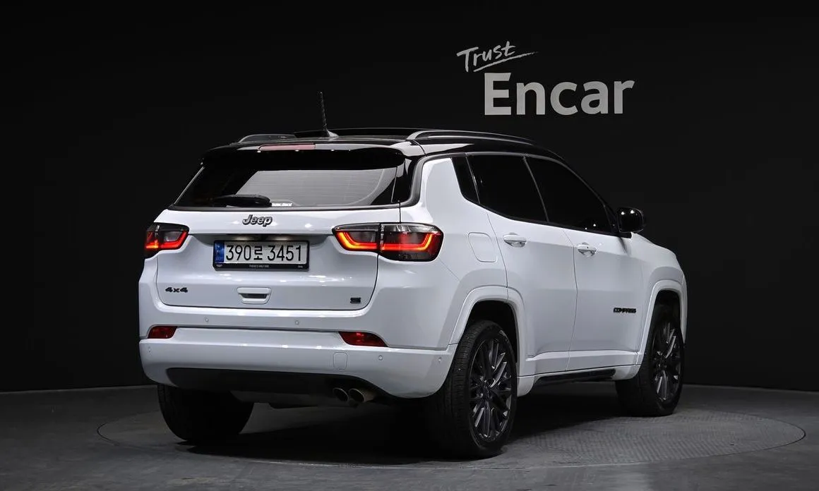 Jeep Compass — фото 5