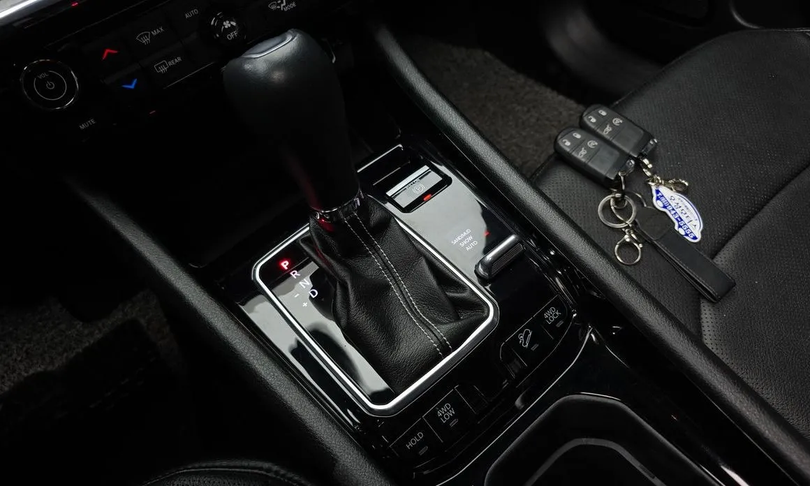 Jeep Compass — фото 2