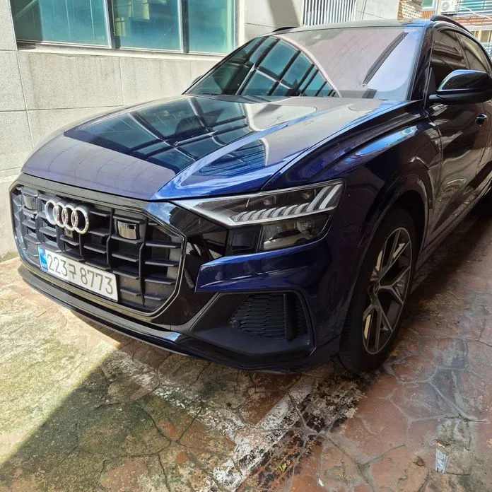 Audi Q8 — фото 6