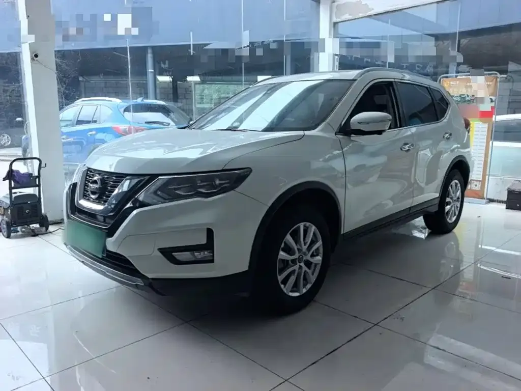Nissan X-Trail — фото 8